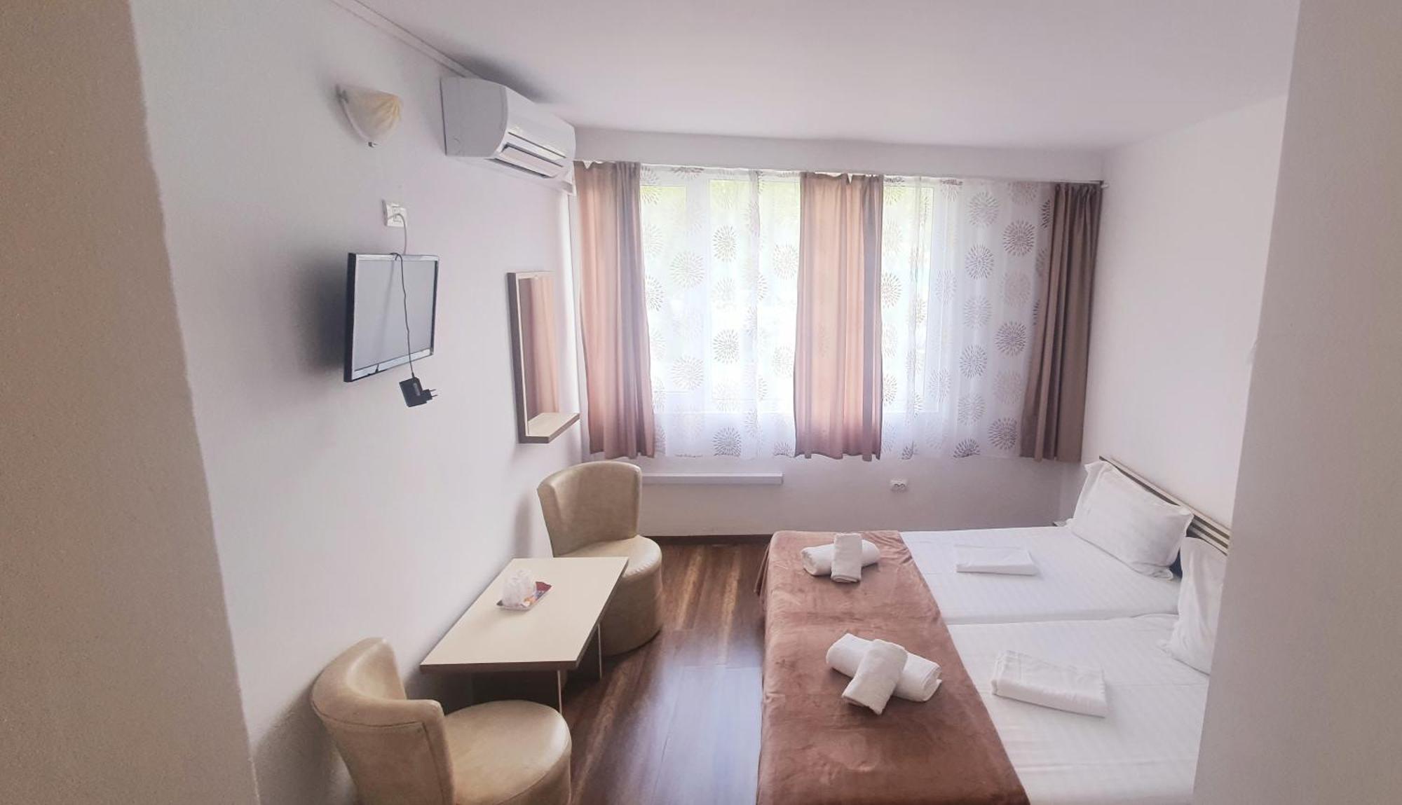 Hotel Pescarus Mamaia Exterior photo